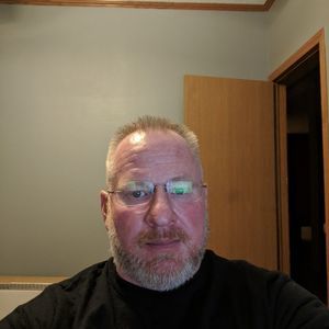 Meet your Posher, Adam